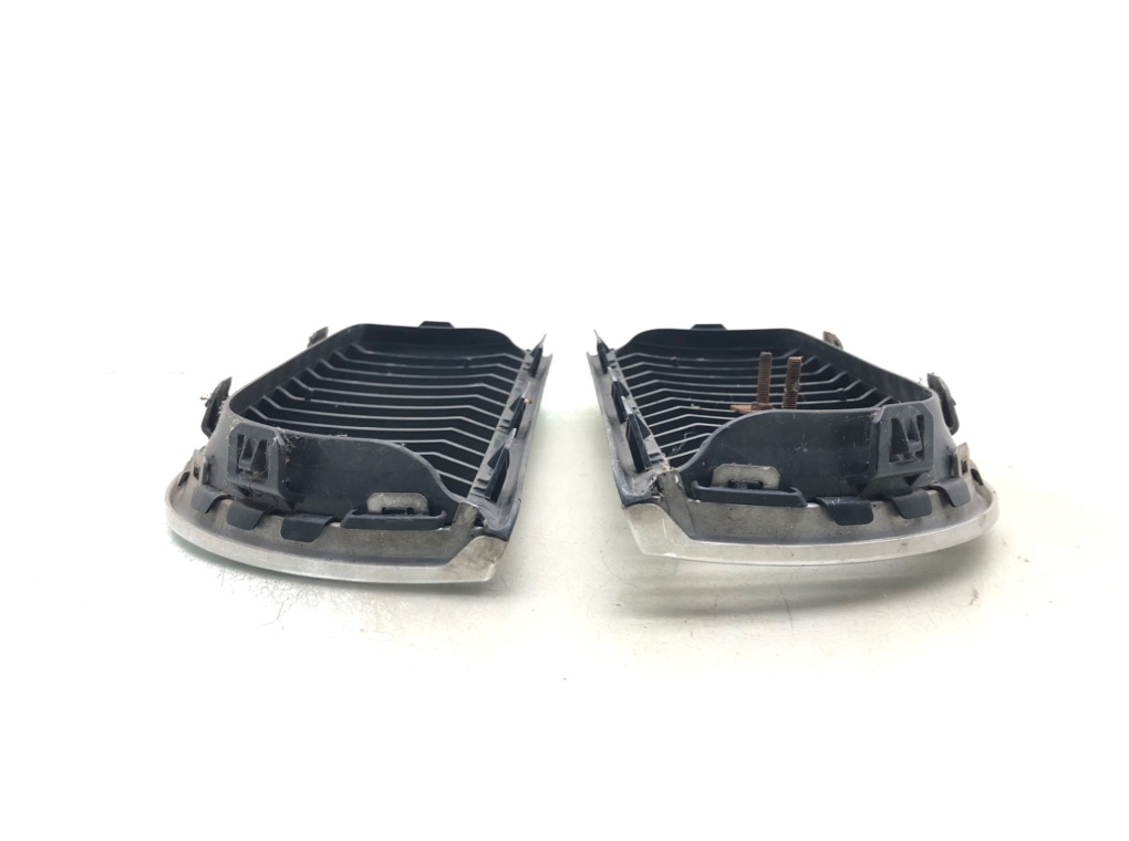 Решетка радиатора для BMW 3 E90/E91/E92/E93, 2005 г. 2.0 i бензин б/у — фото 6