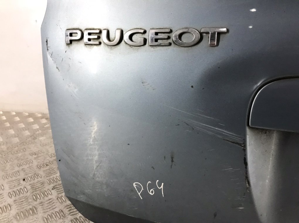 Крышка багажника для Peugeot 5008, 2011 г. 1.6 HDi дизель б/у — фото 8