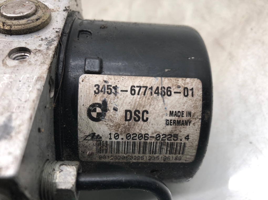 Блок ABS для BMW 3 E90/E91/E92/E93, 2005 г. 2.0 i бензин б/у — фото 8