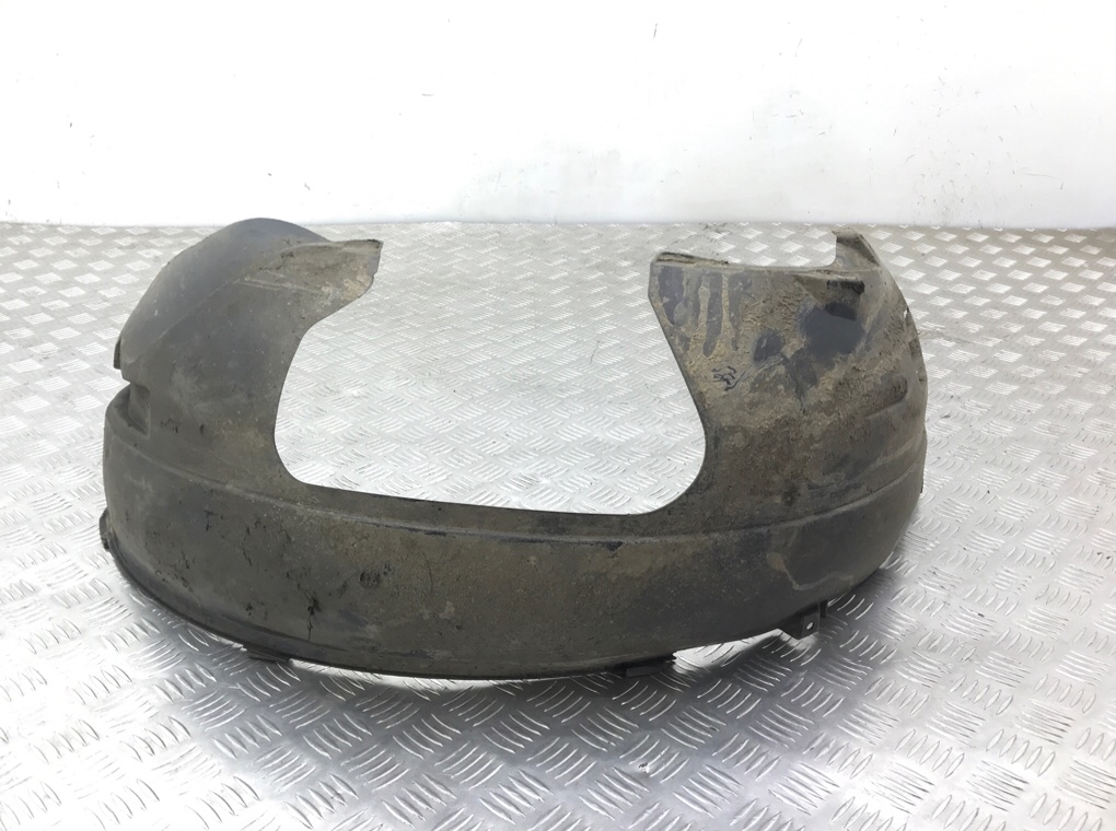 Защита арок передняя правая (подкрылок) для Ford Fiesta, 2008 г. 1.6 TDCi дизель б/у