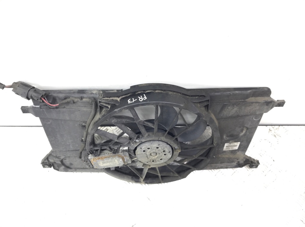 Вентилятор радиатора для Ford Focus, 2008 г. 2.0 TDCi дизель б/у — фото 2