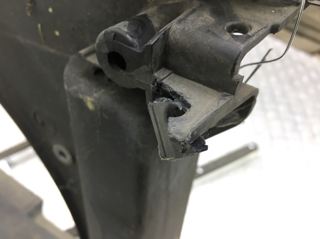 Панель передняя (телевизор) для Citroen C4 Grand Picasso, 2007 г. 1.6 HDi дизель б/у — фото 8
