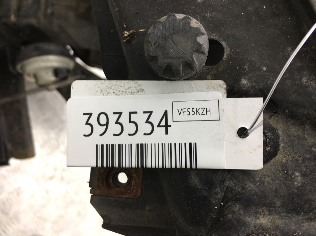 Панель передняя (телевизор) для BMW 3 E90/E91/E92/E93, 2005 г. 2.0 TD дизель б/у — фото 7