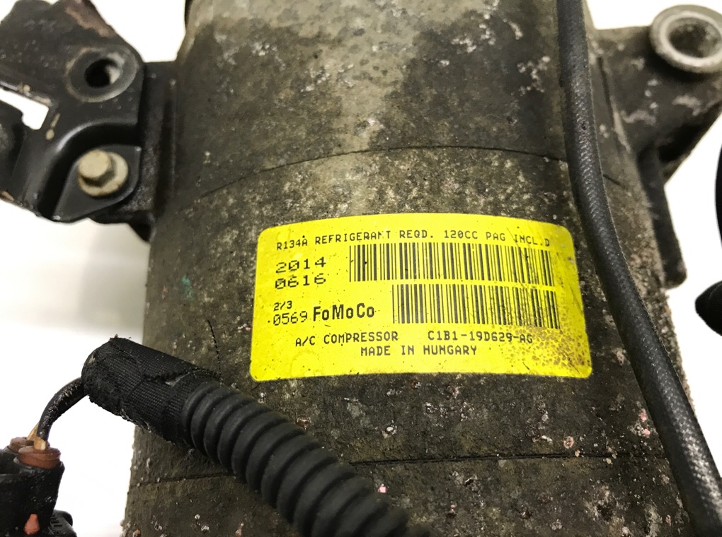 Компрессор кондиционера для Ford Fiesta, 2014 г. 1.0 Ti бензин б/у — фото 5