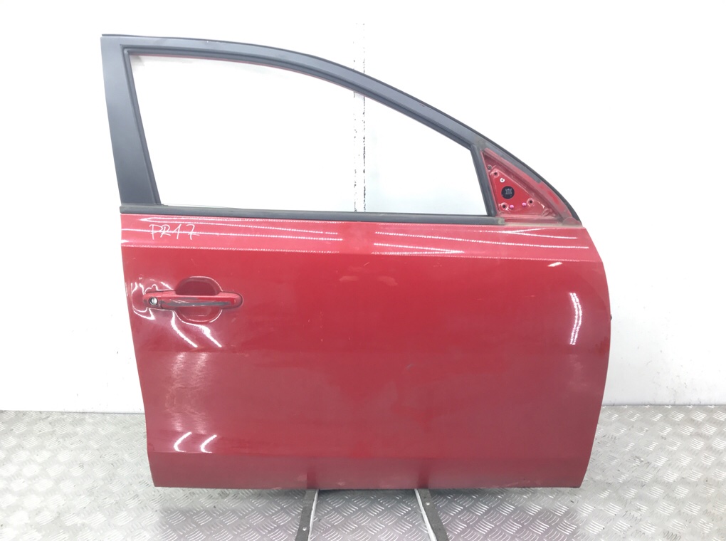 Дверь передняя правая для Hyundai i30, 2009 г. 1.4 i бензин б/у