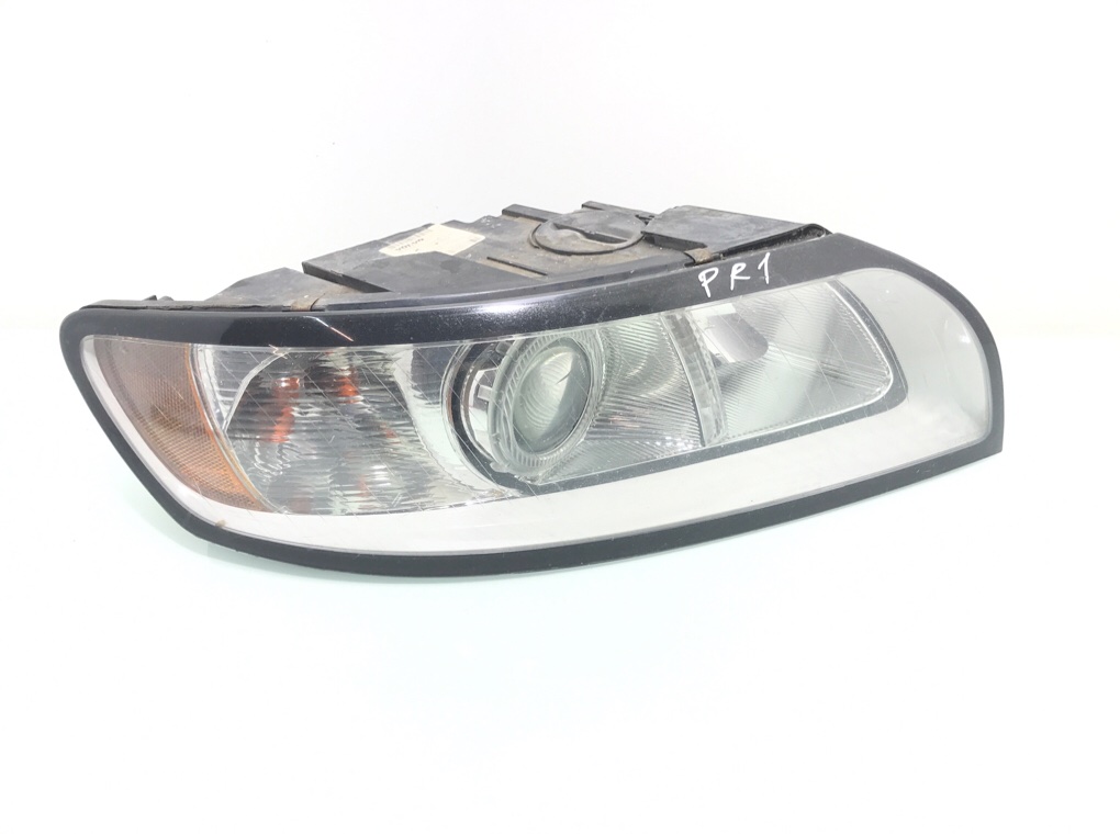 Фара правая для Volvo V50, 2009 г. 2.0 TD дизель б/у