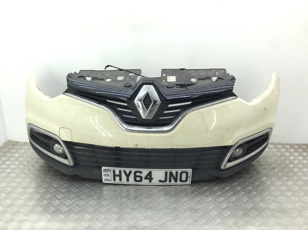 Бампер передний для Renault Captur, 2014 г. 1.5 DCi дизель б/у