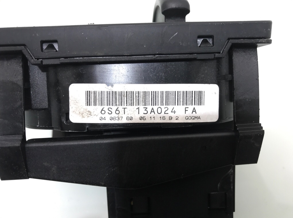 Переключатель света для Ford Fiesta, 2005 г. 1.3 i бензин б/у — фото 5
