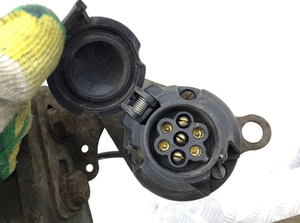 Прицепное устройство (фаркоп) для Audi A5, 2011 г. 2.0 TDi дизель б/у — фото 7