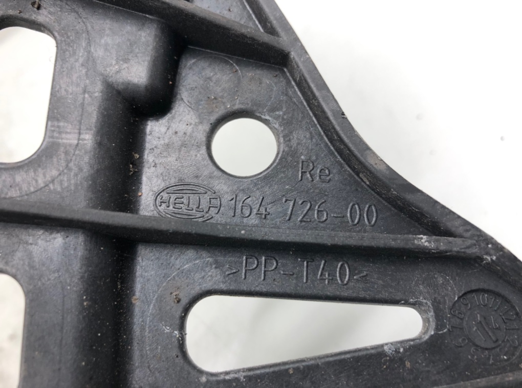 Крепление фары правой для Citroen C4 Grand Picasso, 2008 г. 2.0 HDi дизель б/у — фото 5