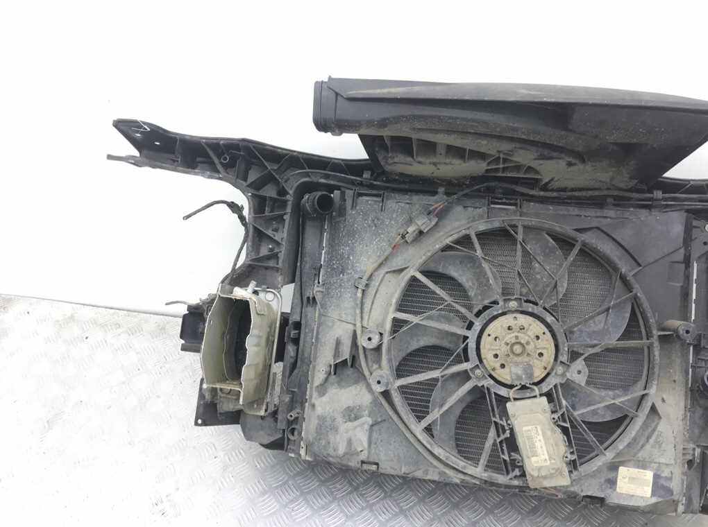 Панель передняя (телевизор) для BMW 3 E90/E91/E92/E93, 2007 г. 2.0 i бензин б/у — фото 7