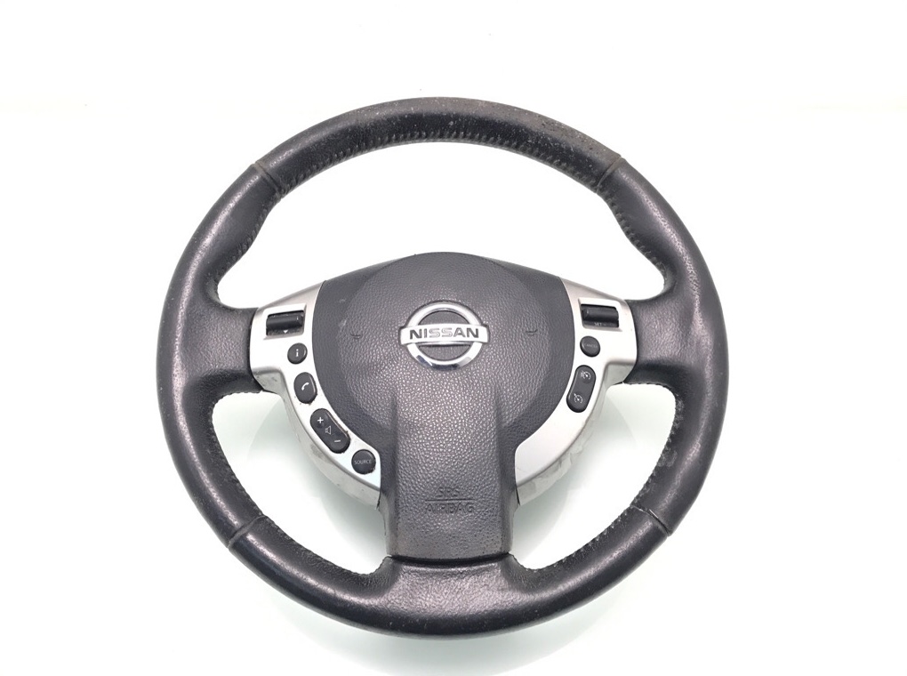 Руль для Nissan Qashqai, 2011 г. 1.5 DCi дизель б/у