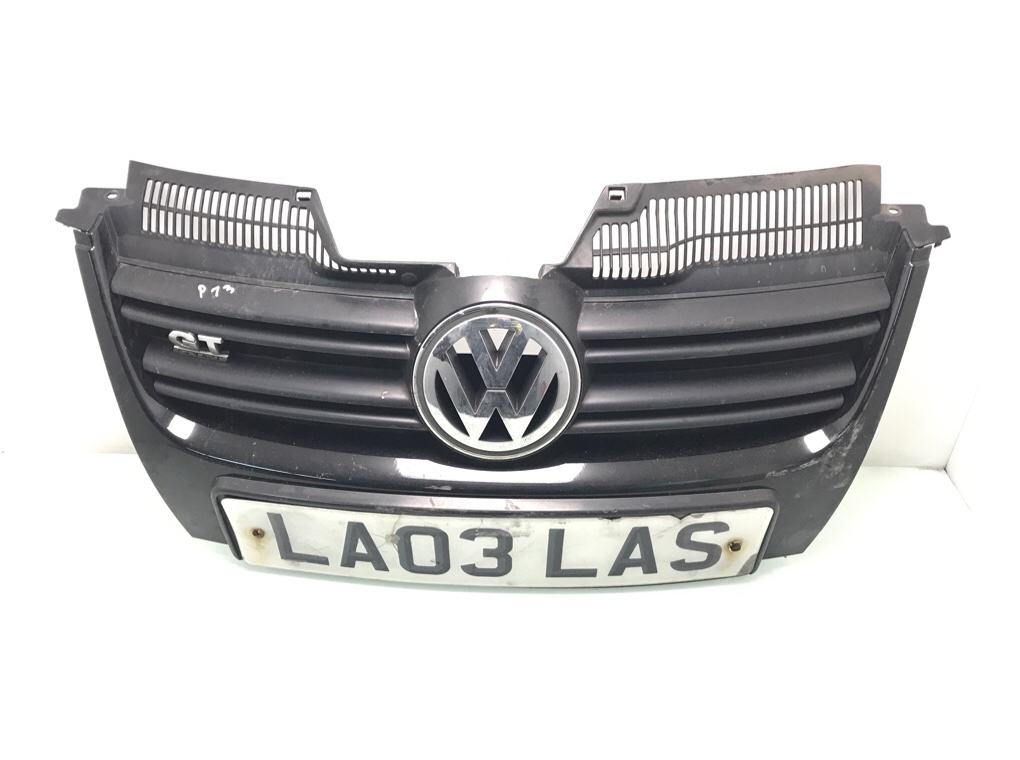 Решетка радиатора для Volkswagen Golf, 2007 г. 2.0 TDi дизель б/у