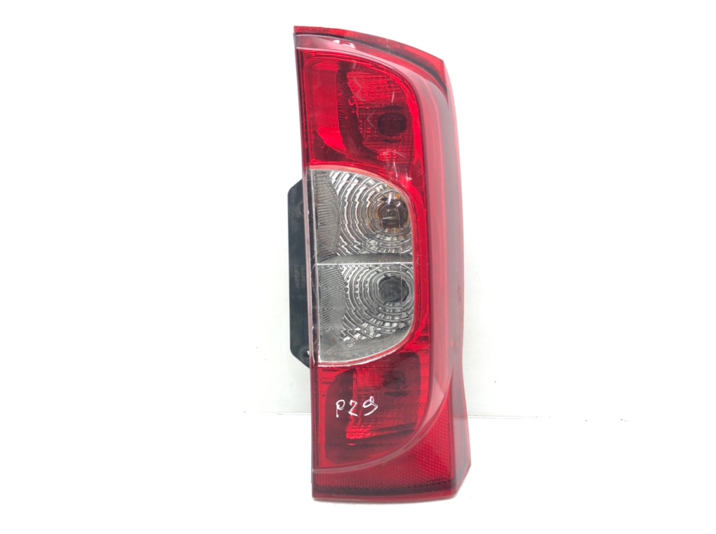 Фонарь задний правый для Peugeot Bipper, 2008 г. 1.4 HDi дизель б/у