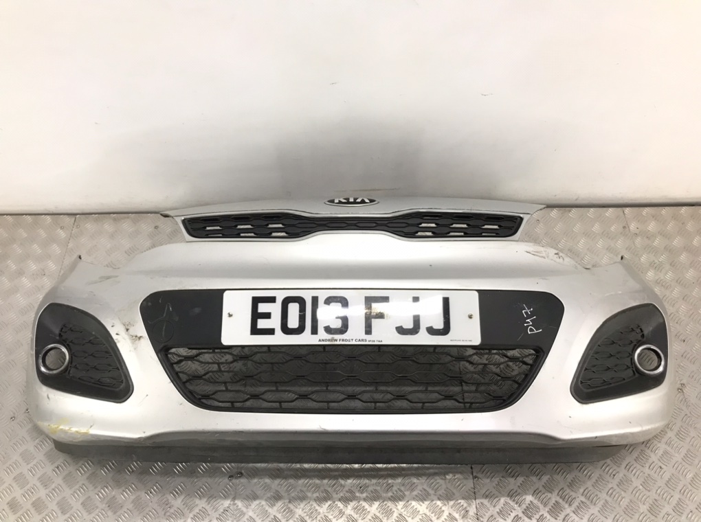 Бампер передний для Kia Rio, 2013 г. 1.2 i бензин б/у