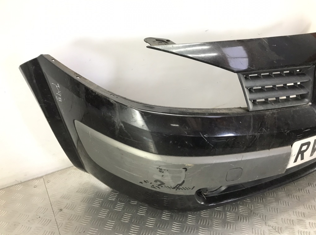 Бампер передний для Renault Megane, 2005 г. 2.0 i бензин б/у — фото 2