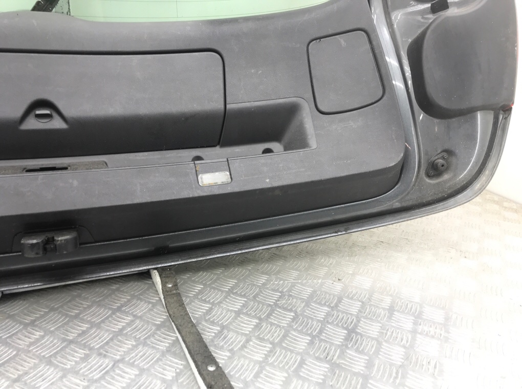 Крышка багажника для Audi Q7, 2006 г. 3.0 TDi дизель б/у — фото 5