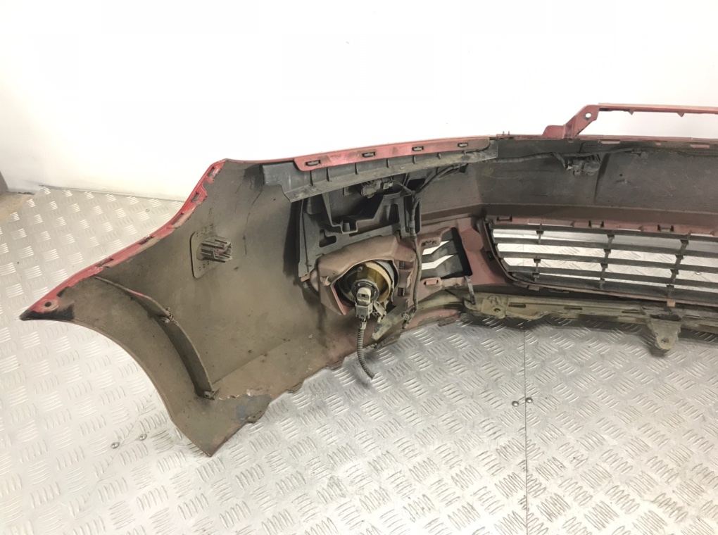 Бампер передний для Volkswagen Golf, 2011 г. 1.4 TSI бензин б/у — фото 6