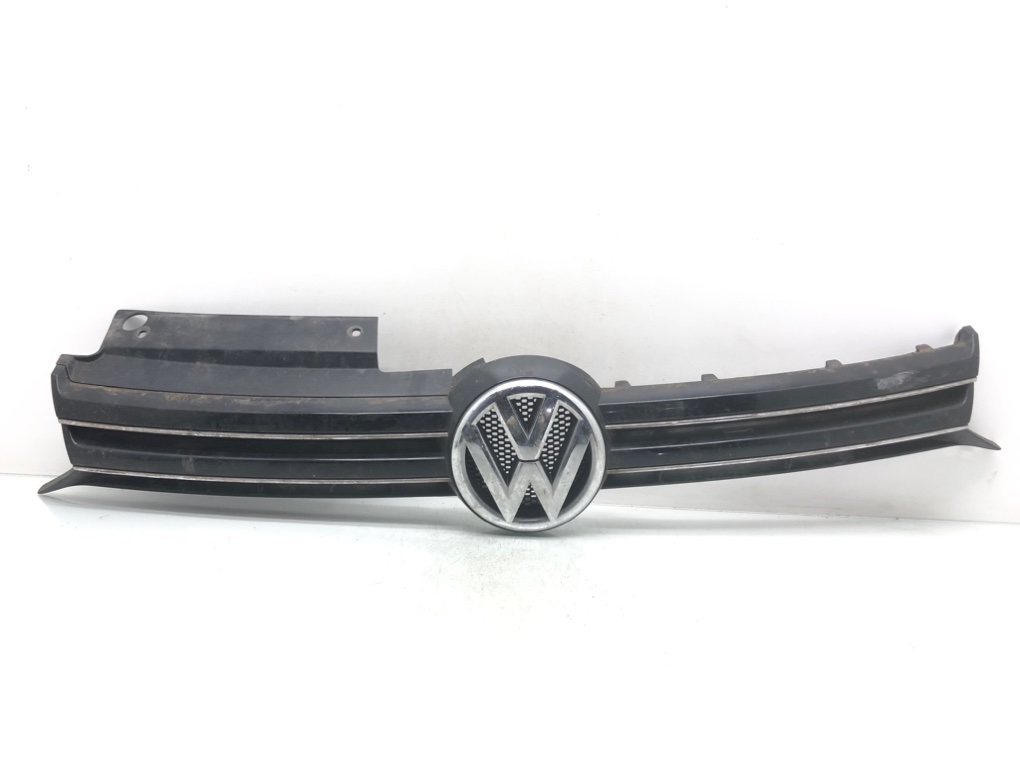 Решетка радиатора для Volkswagen Golf, 2011 г. 1.4 TSI бензин б/у