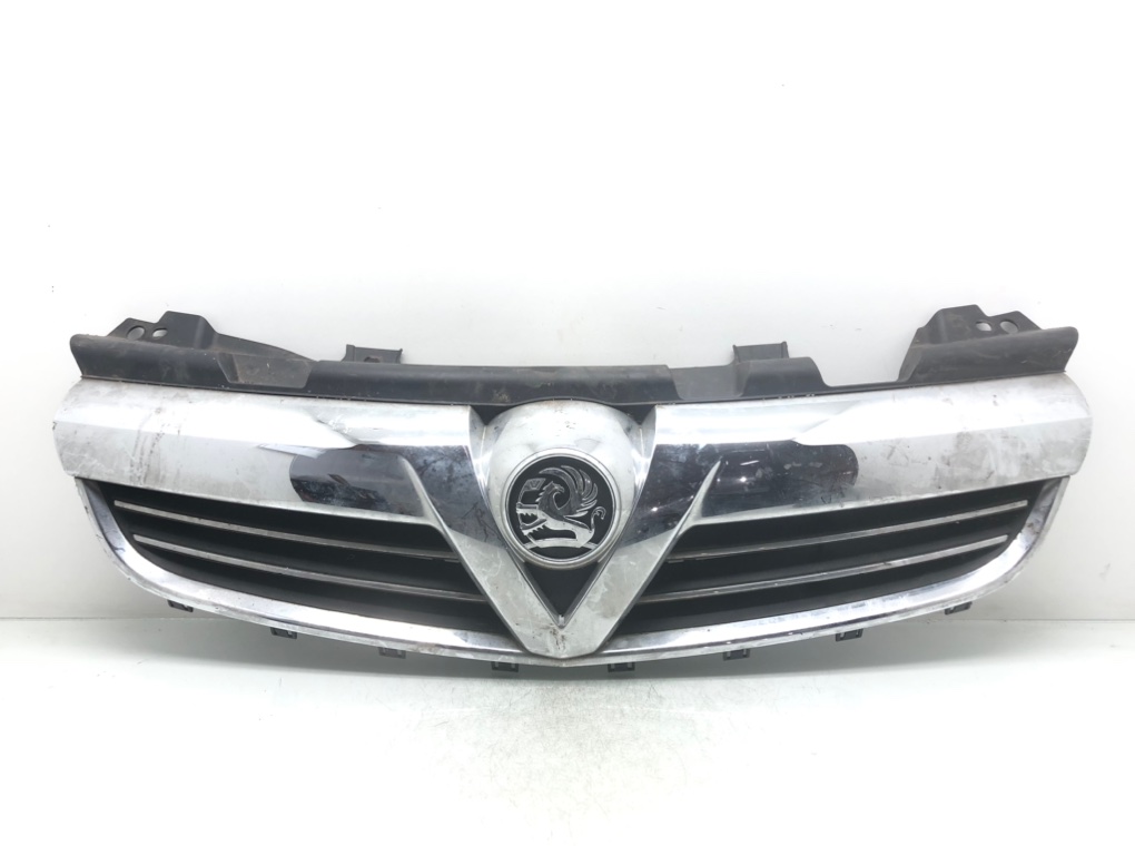 Решетка радиатора для Opel Zafira, 2011 г. 1.7 CDTi дизель б/у