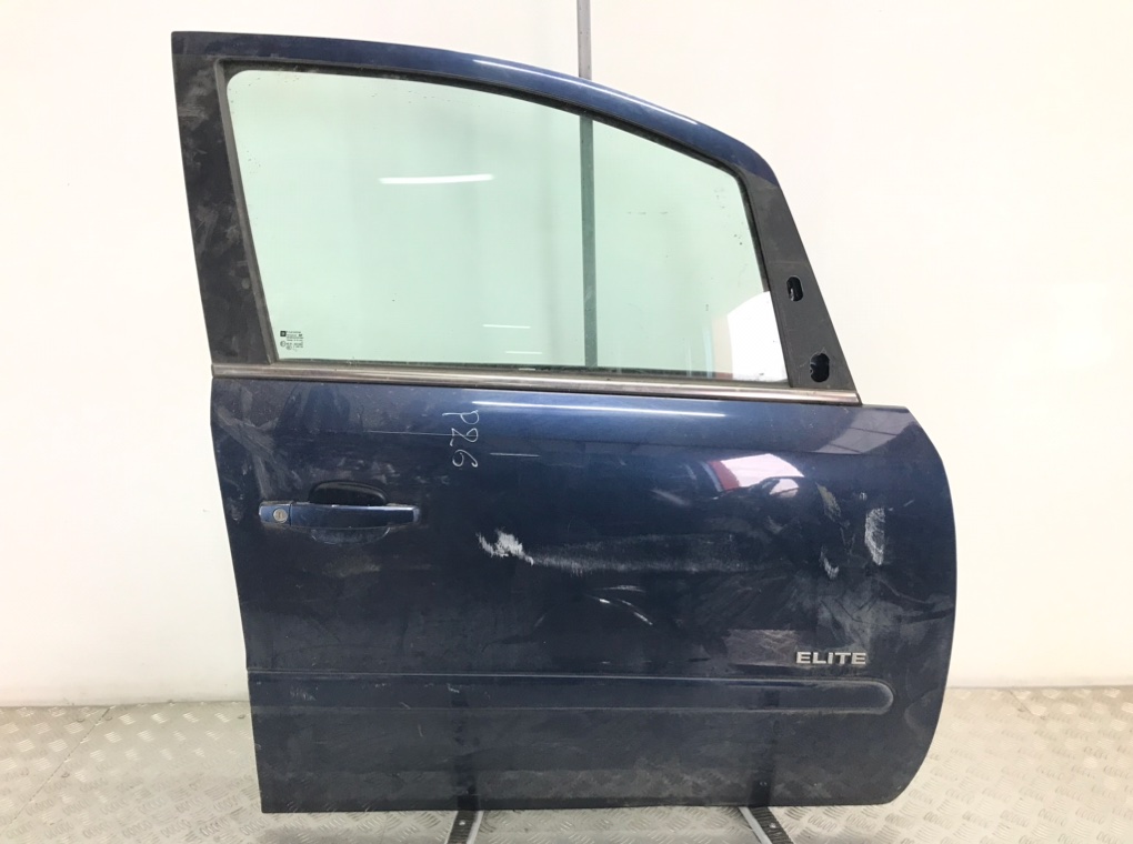 Дверь передняя правая для Opel Zafira, 2011 г. 1.7 CDTi дизель б/у