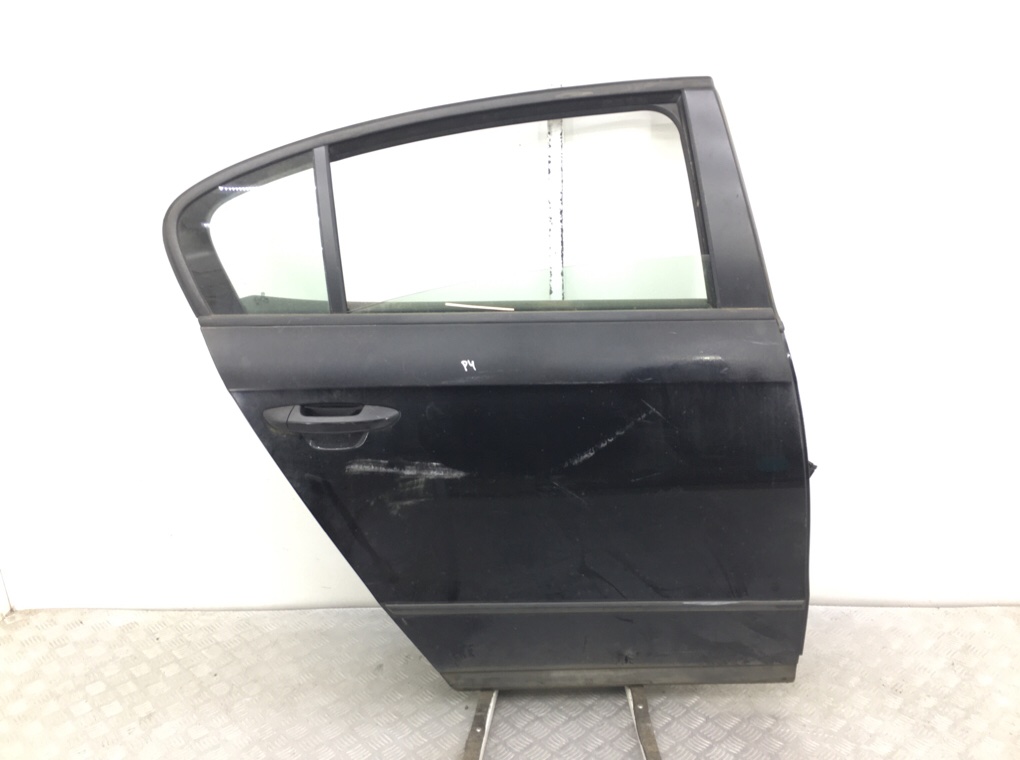 Дверь задняя правая для Volkswagen Passat, 2007 г. 2.0 TDi дизель б/у