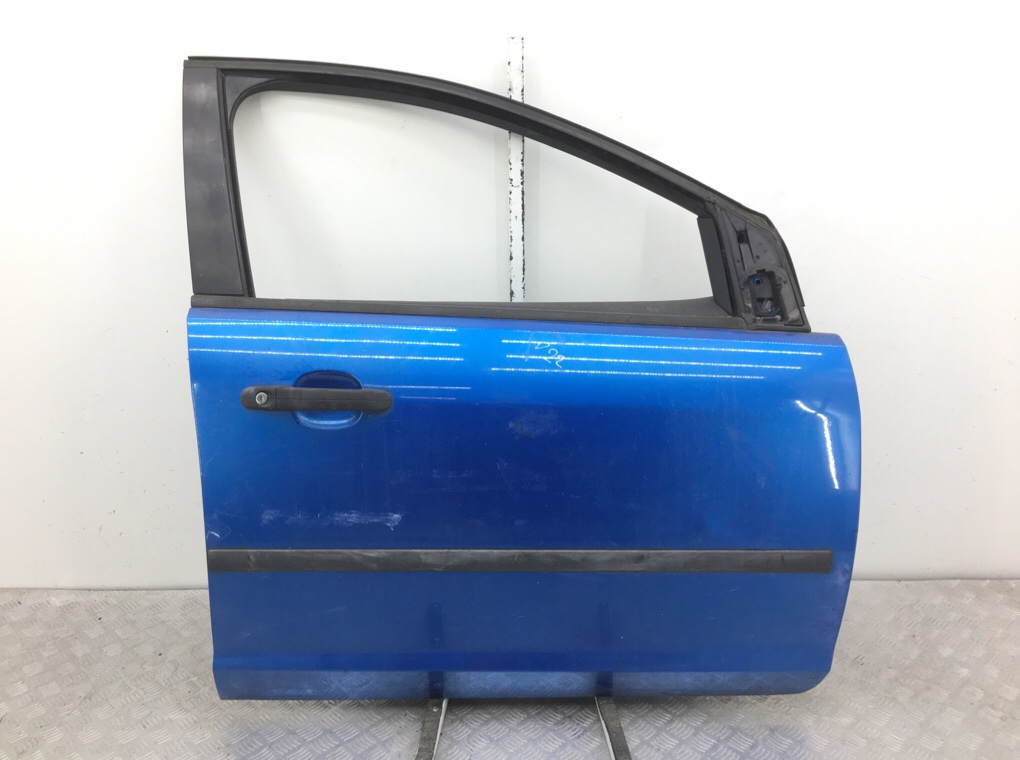 Дверь передняя правая для Ford Focus, 2005 г. 1.6 i бензин б/у