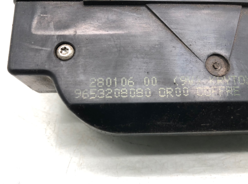 Замок багажника для Peugeot 206, 2006 г. 1.6 HDi дизель б/у — фото 5