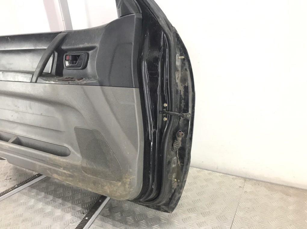 Дверь передняя левая для Mitsubishi Pajero, 2002 г. 3.2 DiD дизель б/у — фото 5