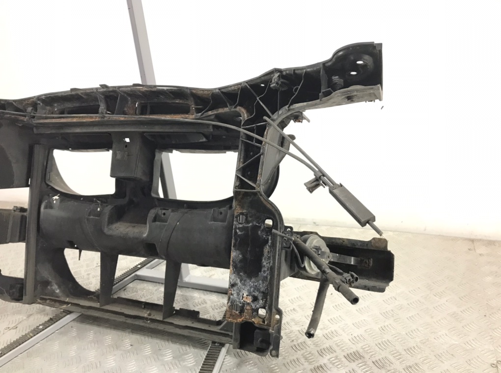 Панель передняя (телевизор) для BMW 3 E90/E91/E92/E93, 2006 г. 2.0 TD дизель б/у — фото 6