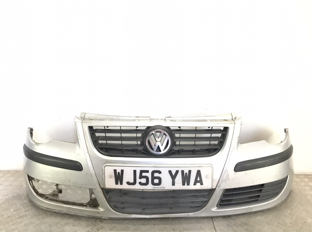 Бампер передний для Volkswagen Polo, 2006 г. 1.2 i бензин б/у