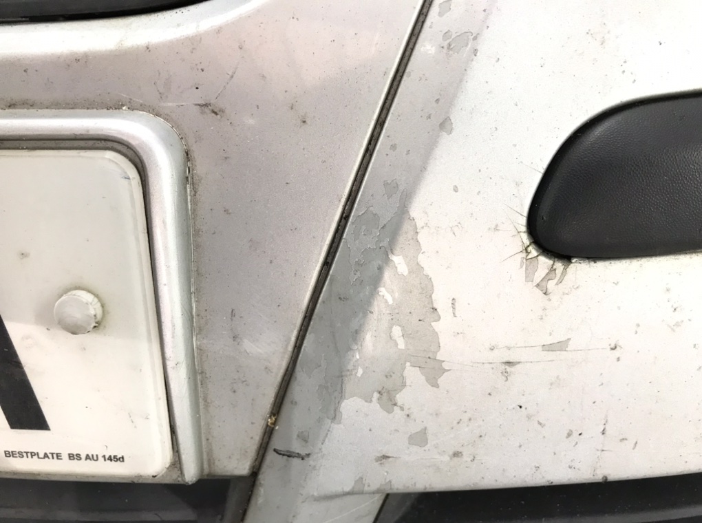 Бампер передний для Volkswagen Polo, 2006 г. 1.2 i бензин б/у — фото 9