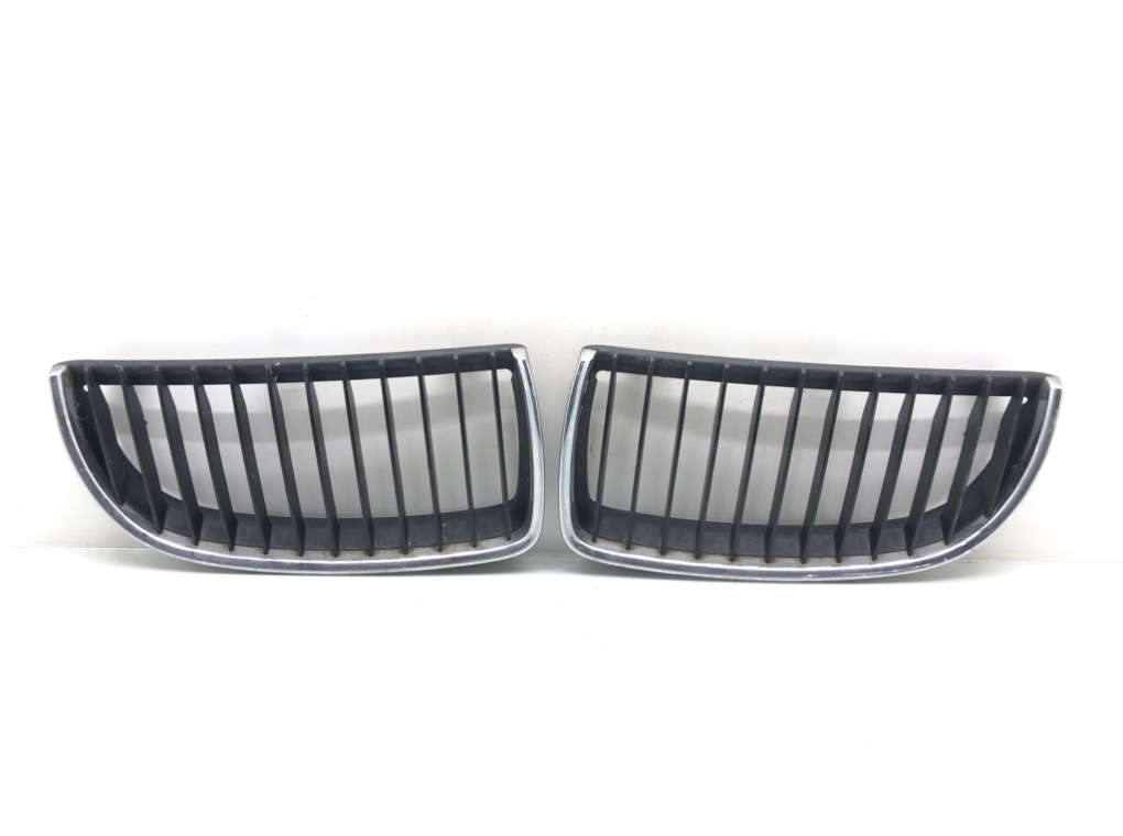 Решетка радиатора для BMW 3 E90/E91/E92/E93, 2006 г. 2.0 i бензин б/у