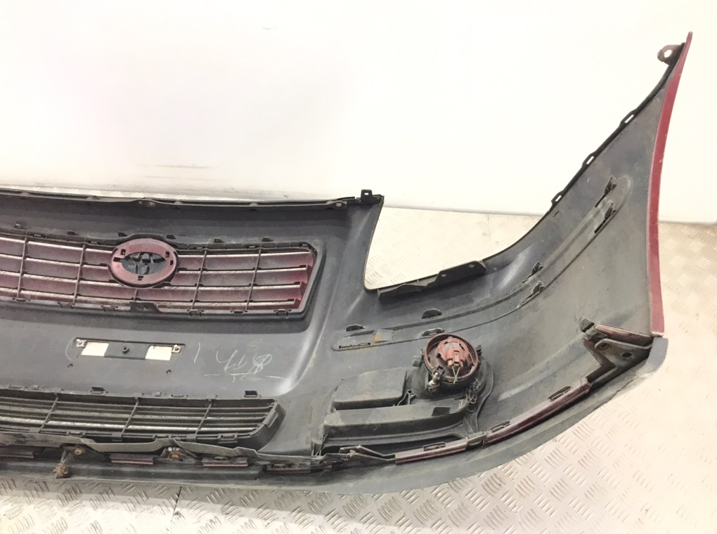 Бампер передний для Toyota Avensis, 2005 г. 1.8 i бензин б/у — фото 6