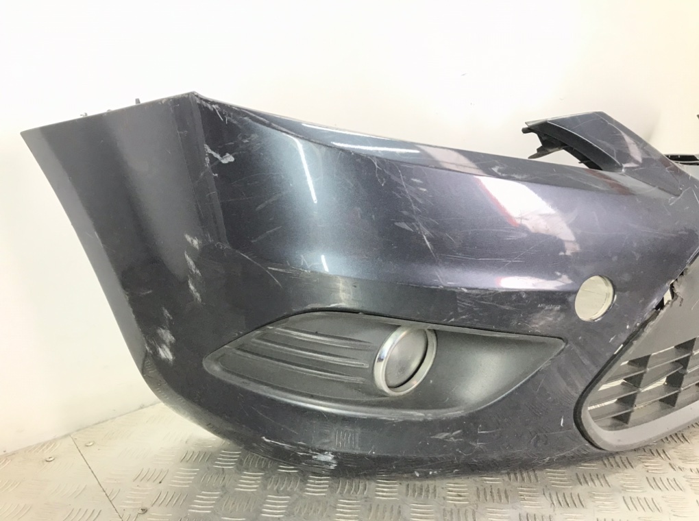 Бампер передний для Ford Focus, 2011 г. 1.6 TDCi дизель б/у — фото 2