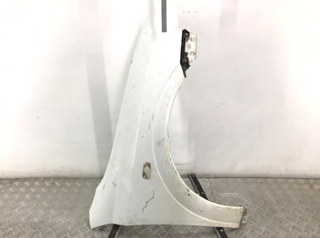 Крыло переднее правое для Opel Astra, 2004 г. 1.7 CDTi дизель б/у