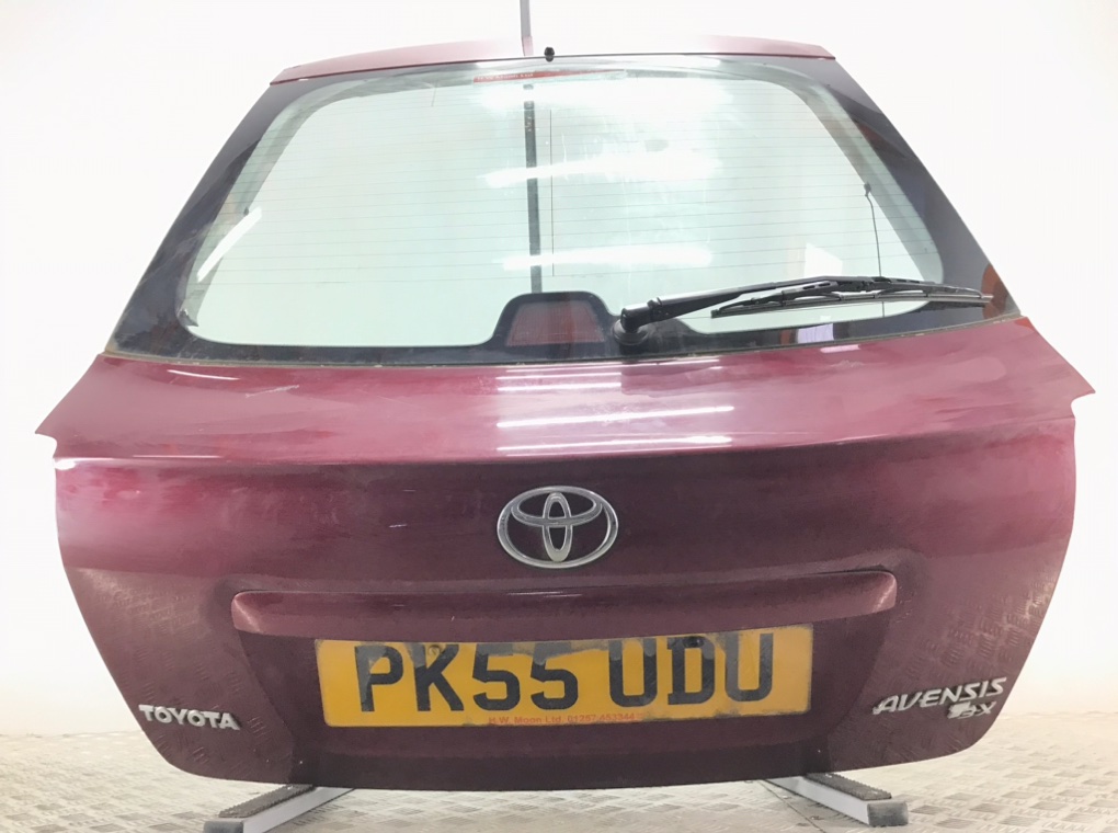 Крышка багажника для Toyota Avensis, 2005 г. 1.8 i бензин б/у