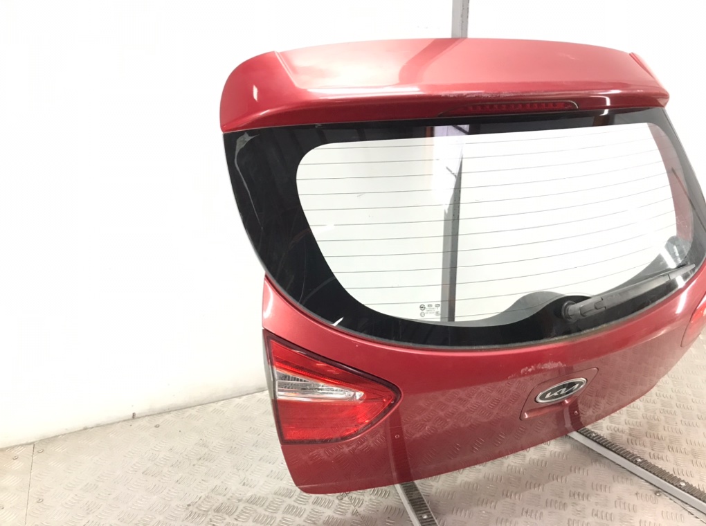 Крышка багажника для Kia Rio, 2012 г. 1.2 i бензин б/у — фото 2
