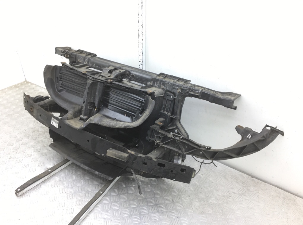 Панель передняя (телевизор) для BMW 1 E87/E81/E82/E88, 2007 г. 2.0 TD дизель б/у — фото 4