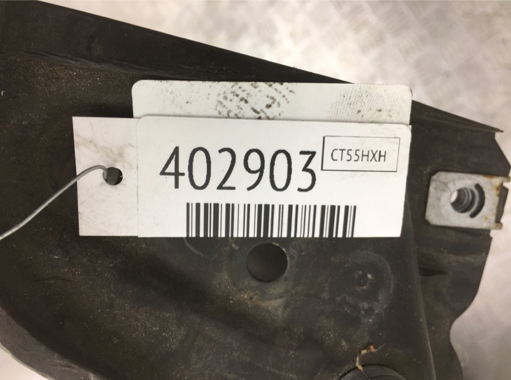Панель передняя (телевизор) для BMW 3 E90/E91/E92/E93, 2005 г. 2.0 TD дизель б/у — фото 7