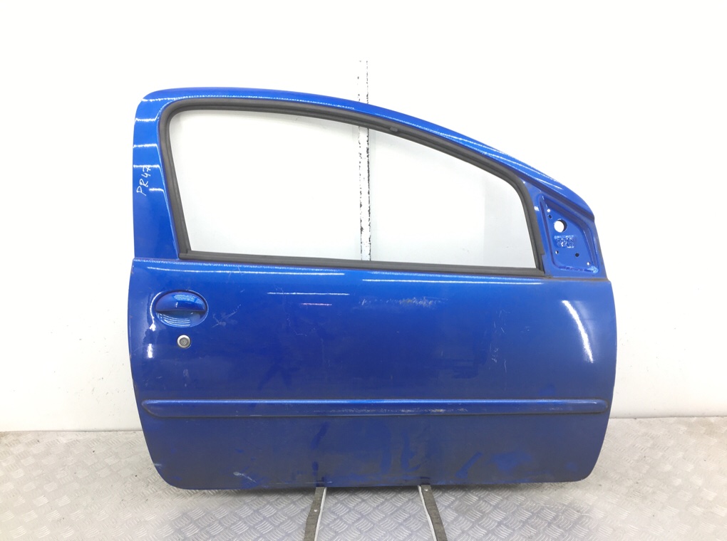 Дверь передняя правая для Toyota Aygo, 2009 г. 1.0 i бензин б/у