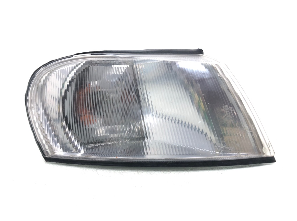 Поворотник правый для Opel Vectra, 1998 г. 2.5 i бензин б/у