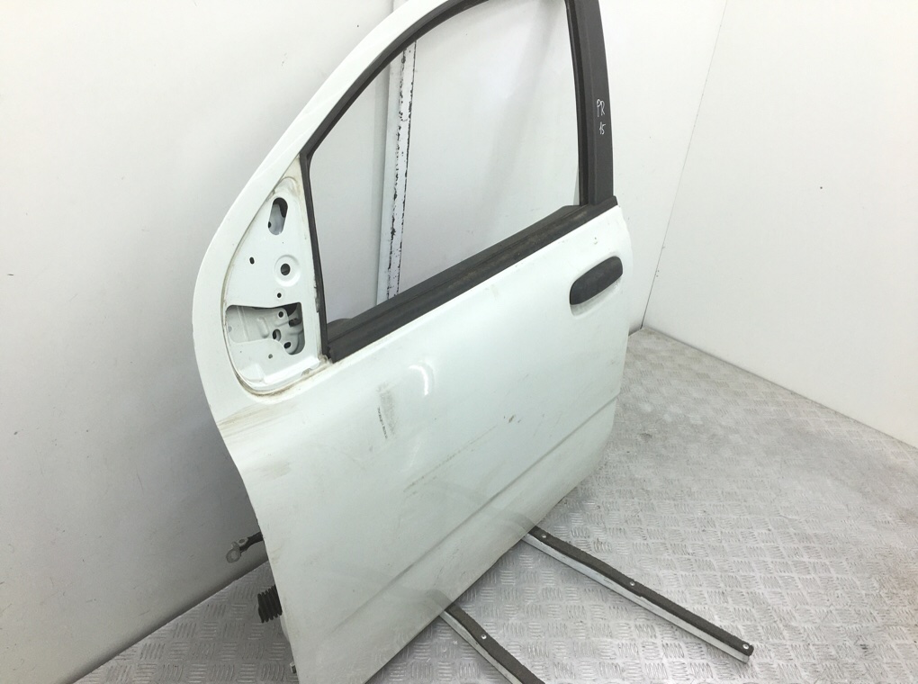 Дверь передняя левая для Fiat Panda, 2014 г. 1.2 i бензин б/у — фото 2