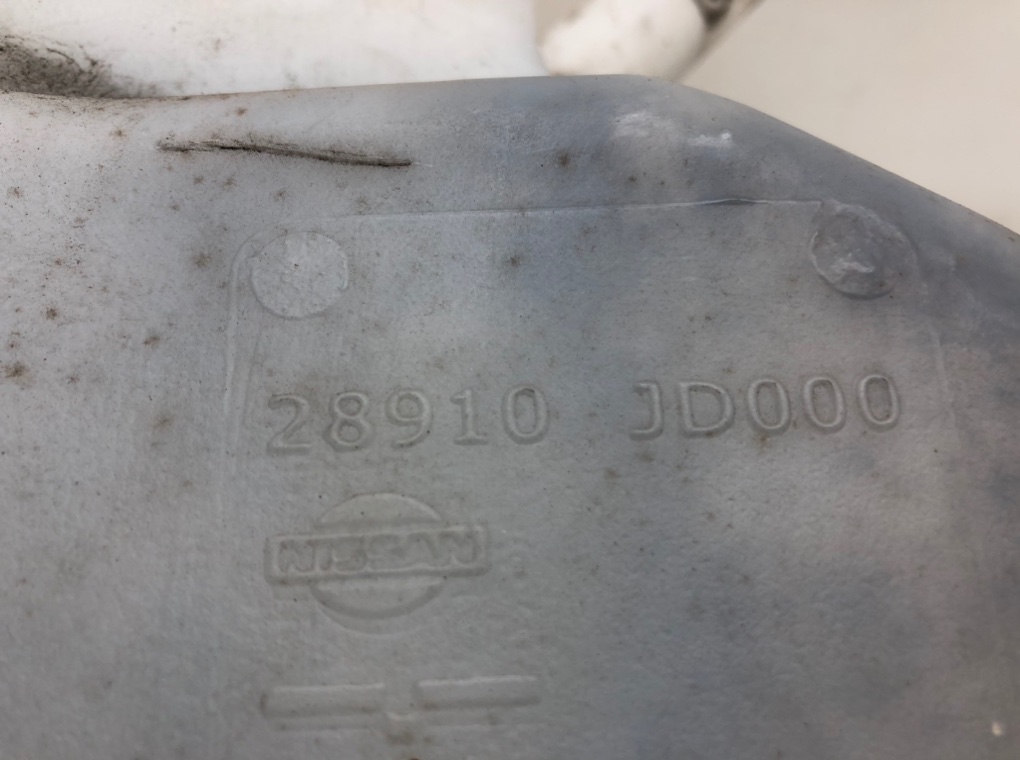 Бачок омывателя для Nissan Qashqai, 2008 г. 1.6 i бензин б/у — фото 6
