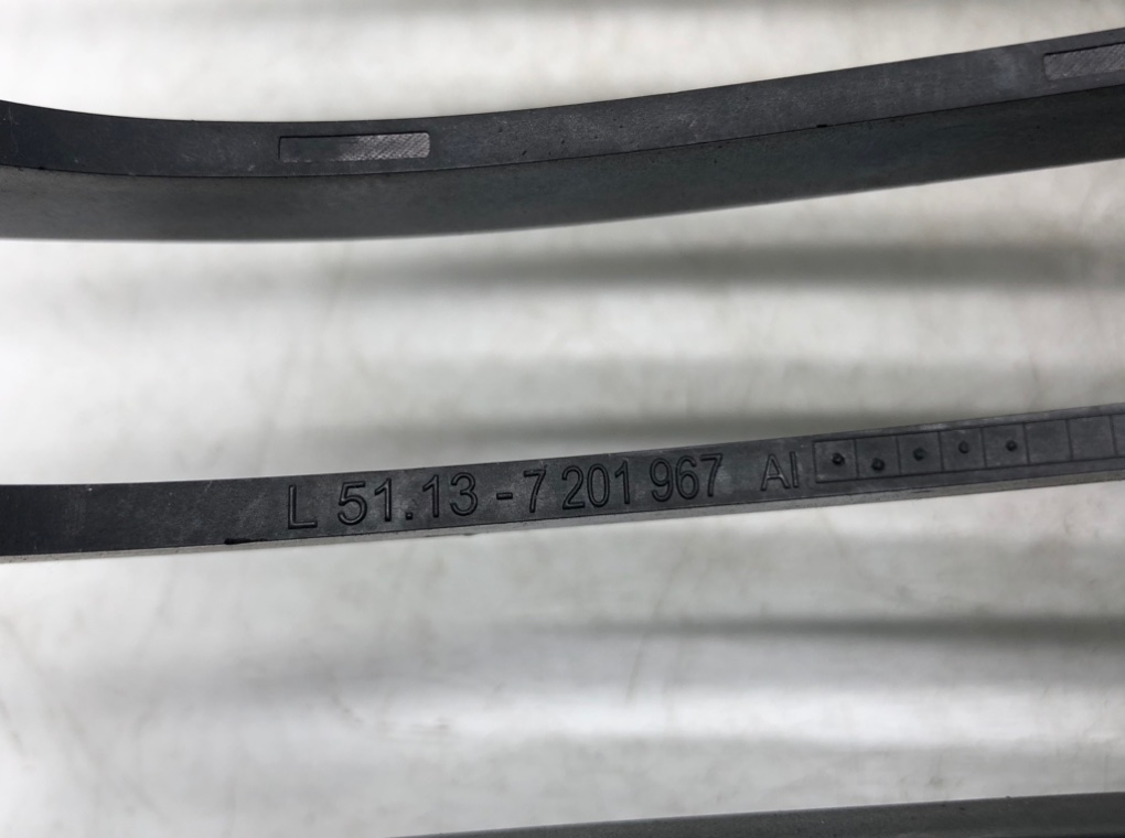Решетка радиатора для BMW 3 E90/E91/E92/E93, 2010 г. 2.0 i бензин б/у — фото 8
