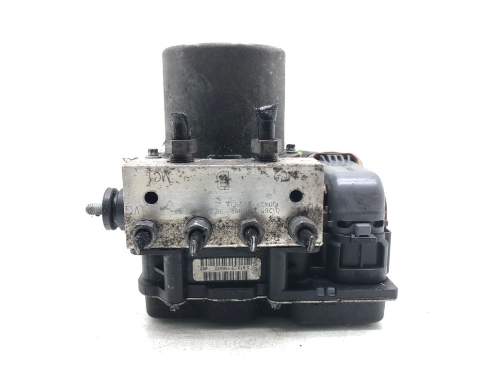 Блок ABS для Peugeot 3008, 2010 г. 1.6 i бензин б/у