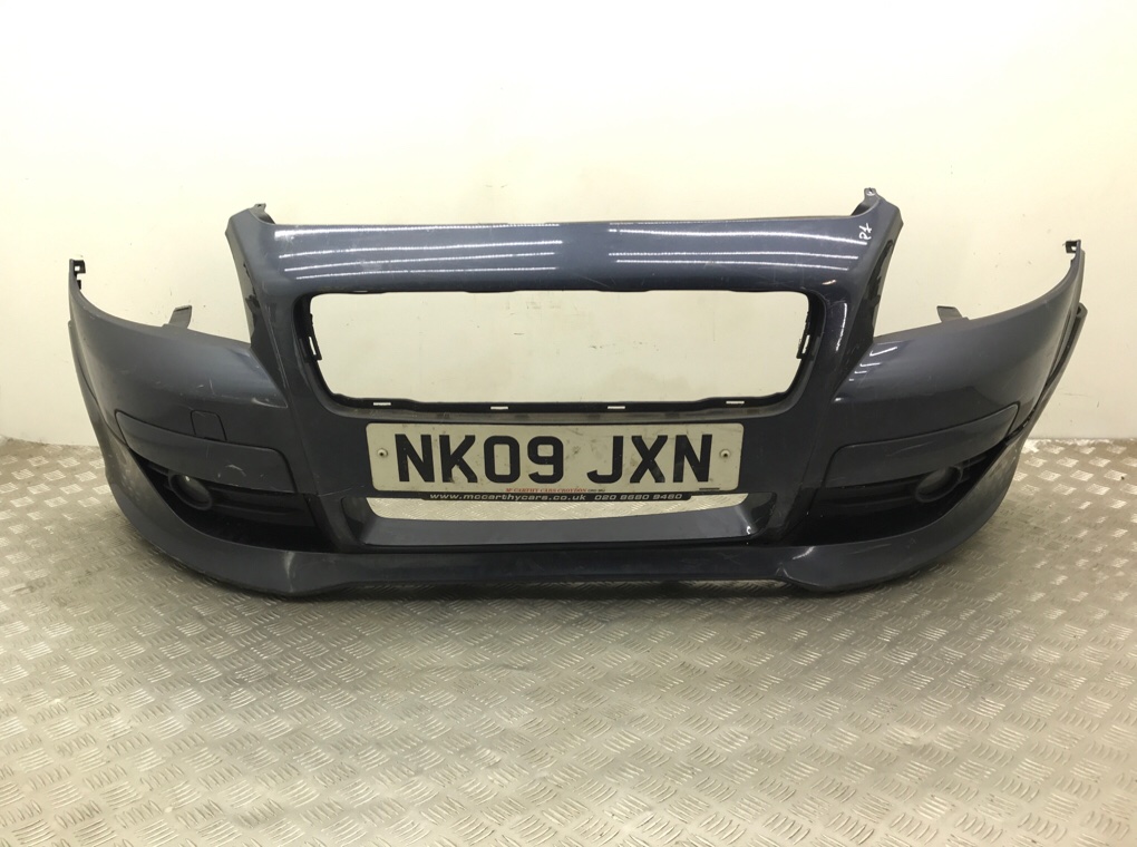 Бампер передний для Volvo C30, 2009 г. 1.6 D дизель б/у