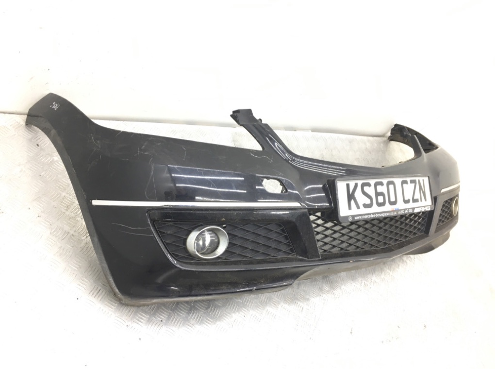 Бампер передний для Mercedes A W169, 2011 г. 2.0 CDi дизель б/у — фото 3