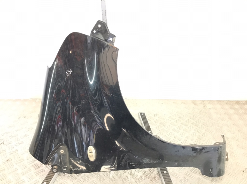 Крыло переднее правое для Toyota Aygo, 2006 г. 1.0 i бензин б/у