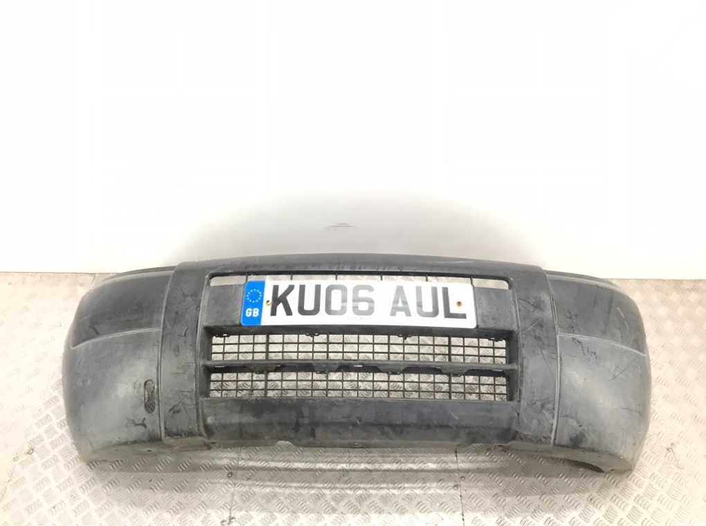 Бампер передний для Citroen Berlingo, 2006 г. 1.6 HDi дизель б/у